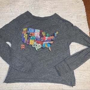 NWOT UNITED STATES AMERICA MAP LONG SLEEVED CROP TEE XS
